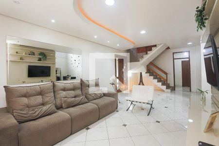 Sala de estar de casa à venda com 4 quartos, 300m² em Parque Santa Fé, Porto Alegre