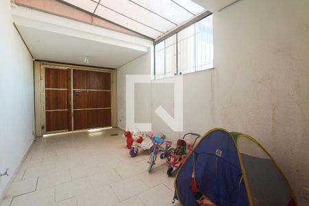 Casa à venda com 300m², 4 quartos e 1 vagaGaragem