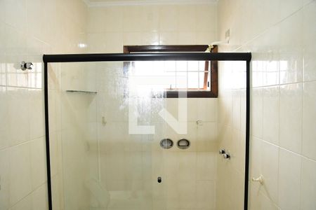 Casa de condomínio para alugar com 800m², 4 quartos e 3 vagasBanheiro da Suíte 1