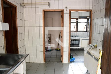 Casa de condomínio para alugar com 800m², 4 quartos e 3 vagasÁrea de Serviço