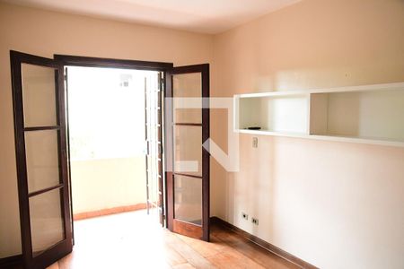 Casa de condomínio para alugar com 800m², 4 quartos e 3 vagasQuarto 2