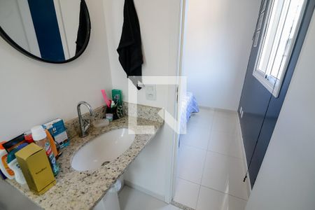 Apartamento à venda com 74m², 3 quartos e 1 vagaBanheiro da Suíte