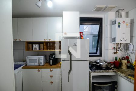 Apartamento à venda com 88m², 2 quartos e 1 vagaCozinha e Área de Serviço