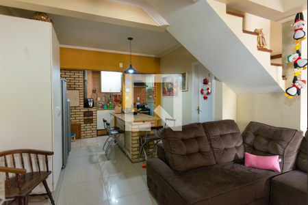 Sala de casa à venda com 4 quartos, 94m² em Nonoai, Porto Alegre