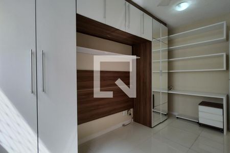 Apartamento à venda com 48m², 2 quartos e 1 vagaQuarto 2 - Armários