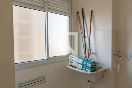 Apartamento para alugar com 55m², 2 quartos e 1 vaga Apartamento para alugar com 55m², 2 quartos e 1 vagaCozinha e Área de Serviço