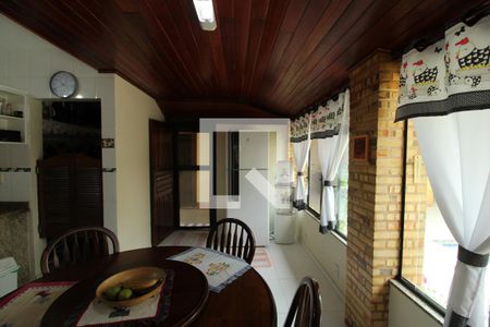 Casa de condomínio à venda com 350m², 3 quartos e 2 vagasCozinha