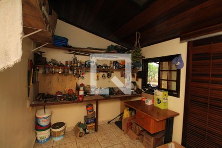 Casa de condomínio à venda com 350m², 3 quartos e 2 vagasQuarto de Serviço