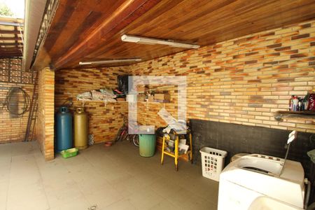 Casa de condomínio à venda com 350m², 3 quartos e 2 vagasÁrea de Serviço