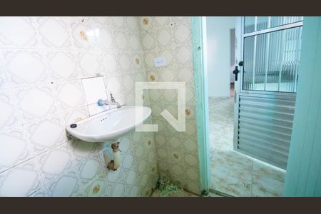 Banheiro de casa para alugar com 1 quarto, 40m² em Jardim Peri, São Paulo