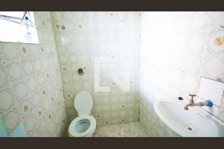 Banheiro de casa para alugar com 1 quarto, 40m² em Jardim Peri, São Paulo