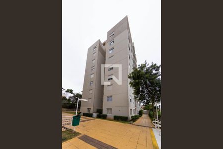 Apartamento para alugar com 59m², 2 quartos e 1 vaga Apartamento para alugar com 59m², 2 quartos e 1 vagaFachada