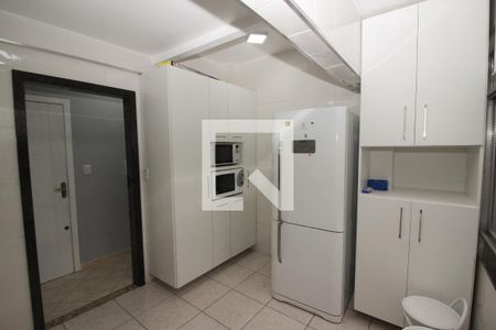 Apartamento à venda com 70m², 2 quartos e sem vaga Apartamento à venda com 70m², 2 quartos e sem vagaCozinha