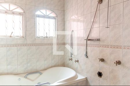 Banheiro da Suíte de casa à venda com 3 quartos, 350m² em Nova Petrópolis, São Bernardo do Campo