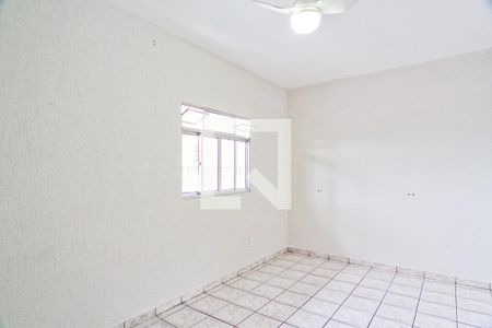 Quarto 2 de casa para alugar com 2 quartos, 100m² em Jardim Peri, São Paulo