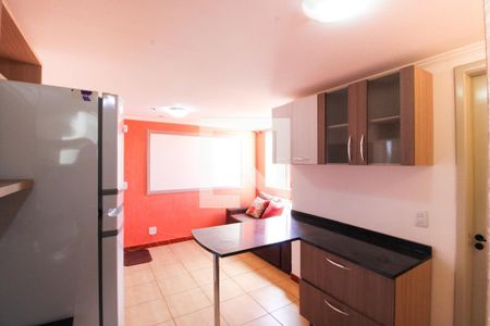 Sala/Cozinha de apartamento à venda com 2 quartos, 39m² em Mato Grande, Canoas