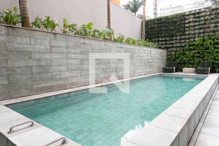 Studio à venda com 23m², 1 quarto e sem vaga Studio à venda com 23m², 1 quarto e sem vagaÁrea comum - Piscina