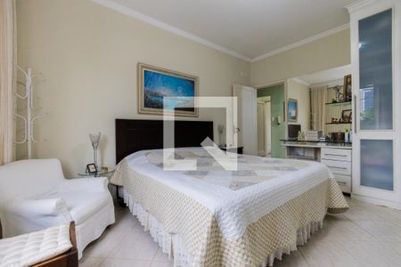 Casa à venda com 240m², 5 quartos e 5 vagasQuarto 1