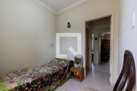 Casa à venda com 240m², 5 quartos e 5 vagasSuíte 2