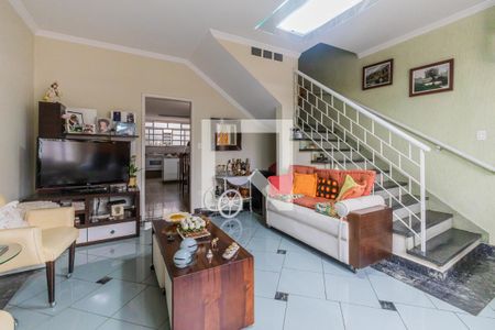 Sala de casa à venda com 5 quartos, 240m² em Jardim Vera Cruz, São Paulo