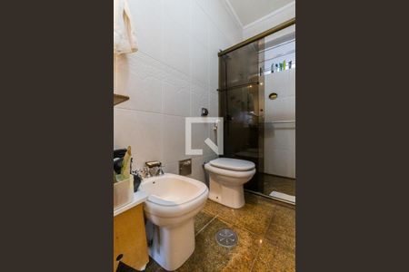 Banheiro da Suíte 1 de casa à venda com 5 quartos, 240m² em Jardim Vera Cruz, São Paulo