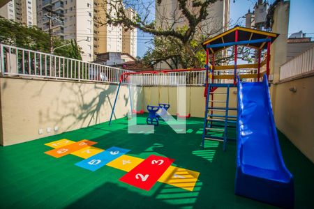 Apartamento para alugar com 85m², 1 quarto e sem vaga Apartamento para alugar com 85m², 1 quarto e sem vagaÁrea Comum - Playground