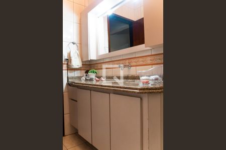 Casa à venda com 270m², 3 quartos e 3 vagasBanheiro Social 2