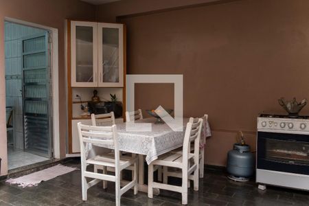 Casa à venda com 270m², 3 quartos e 3 vagasQuintal 3