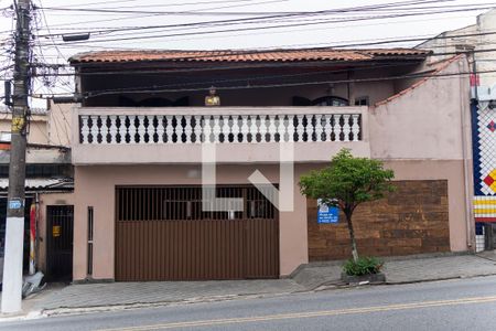 Casa à venda com 270m², 3 quartos e 3 vagasFachada