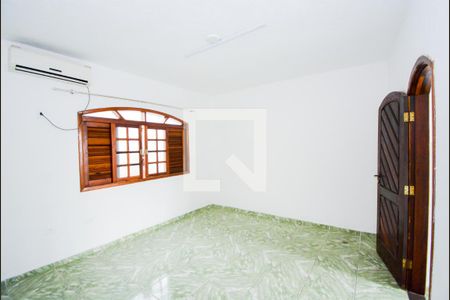 Suíte 1 de casa para alugar com 3 quartos, 170m² em Jardim Cristin Alice, Guarulhos