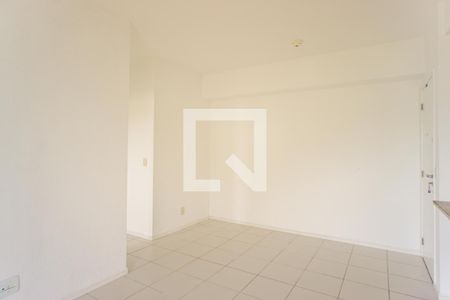 Sala de apartamento para alugar com 2 quartos, 70m² em Barra da Tijuca, Rio de Janeiro