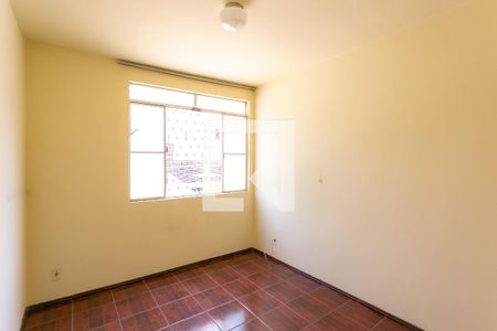 Quarto 1 de apartamento para alugar com 2 quartos, 70m² em Nova Floresta, Belo Horizonte