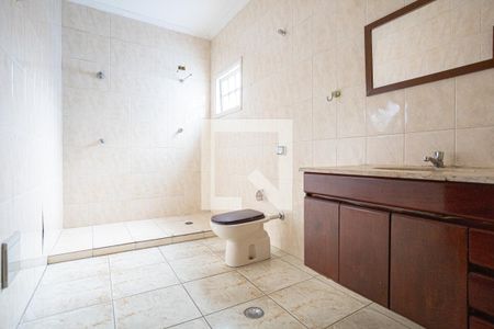 Casa à venda com 223m², 3 quartos e 2 vagasBanheiro 1