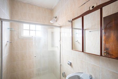 Casa à venda com 223m², 3 quartos e 2 vagasBanheiro 2