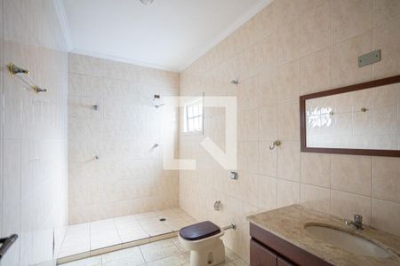 Casa à venda com 223m², 3 quartos e 2 vagasBanheiro 1