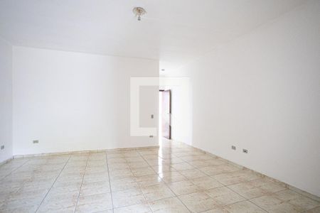 Casa à venda com 223m², 3 quartos e 2 vagasSuíte