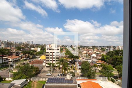 Vista do Quarto 1 de apartamento para alugar com 2 quartos, 56m² em Vila Izabel, Curitiba