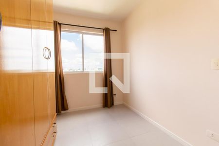 Quarto 1 de apartamento para alugar com 2 quartos, 56m² em Vila Izabel, Curitiba