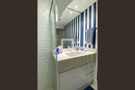 Apartamento para alugar com 132m², 2 quartos e 2 vagasBanheiro da Suíte 2