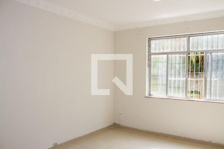 Sala de casa para alugar com 4 quartos, 160m² em Cascadura, Rio de Janeiro