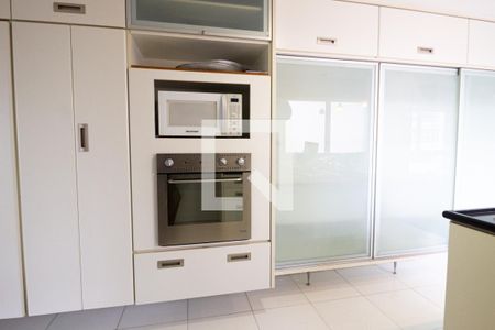 Apartamento para alugar com 260m², 3 quartos e 4 vagasCozinha - Armários