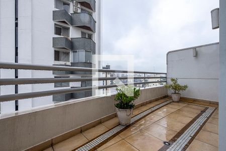 Sala - Varanda 2 de apartamento para alugar com 1 quarto, 133m² em Vila Madalena, São Paulo