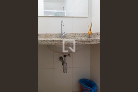 Casa de condomínio à venda com 330m², 4 quartos e 2 vagasBanheiro do sótão