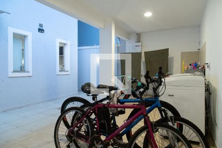 Casa de condomínio à venda com 330m², 4 quartos e 2 vagasLavanderia