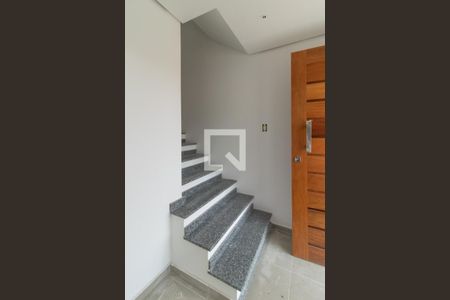 Escada de casa de condomínio à venda com 3 quartos, 153m² em Aberta dos Morros, Porto Alegre