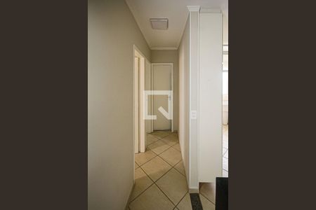 Apartamento à venda com 52m², 2 quartos e 1 vaga Apartamento à venda com 52m², 2 quartos e 1 vagaCorredor