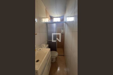 Casa à venda com 468m², 4 quartos e 8 vagasBanheiro Casa 2