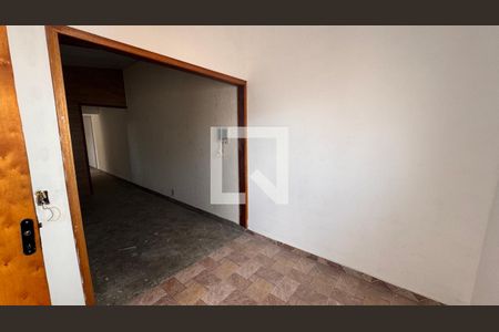 Casa à venda com 468m², 4 quartos e 8 vagasSala Casa 2