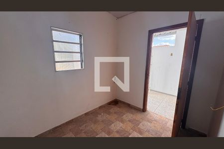 Casa à venda com 468m², 4 quartos e 8 vagasSala Casa 2