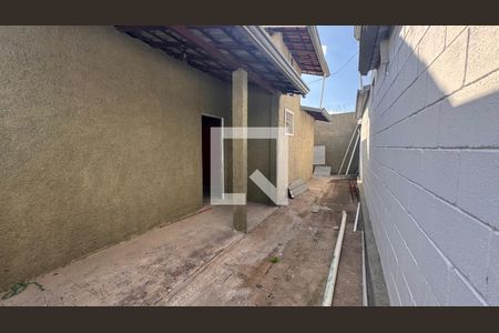Casa à venda com 468m², 4 quartos e 8 vagasFrente Casa 1